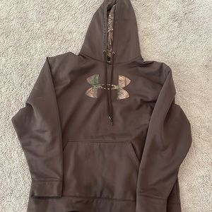 Under Armour Sweatshirt